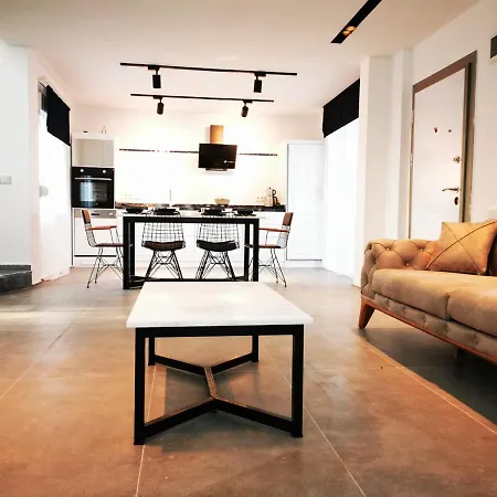 Spectacular With Private Pool In Antalya *