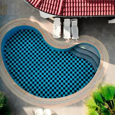 Spectacular With Private Pool In Antalya *